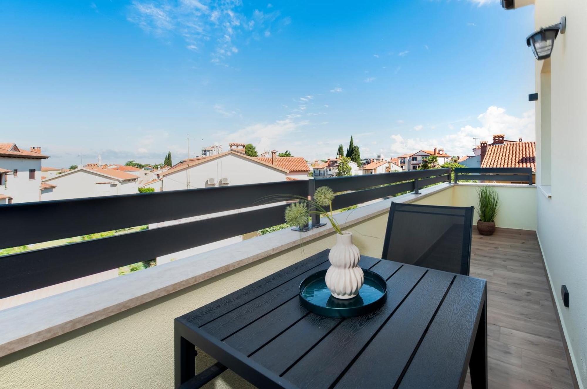 Apartments Sunrise & Sunset Rovinj Exteriör bild